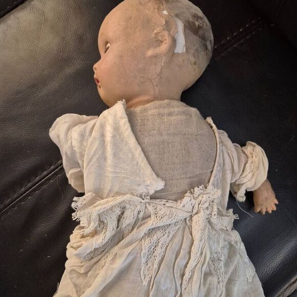 Doll, Vintage 20" with Heirloom dress - Picture 13 of 16